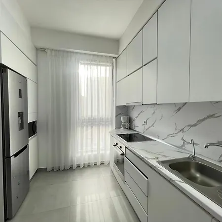 Apartament As 3 City Center Tirana